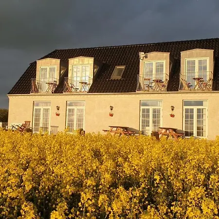 Roskilde Bed & Breakfast 2*